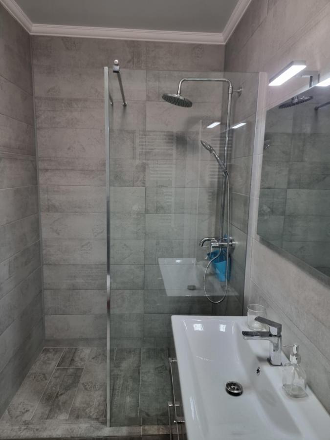 Apartament 2 Camere Eliberarii Constanţa Esterno foto