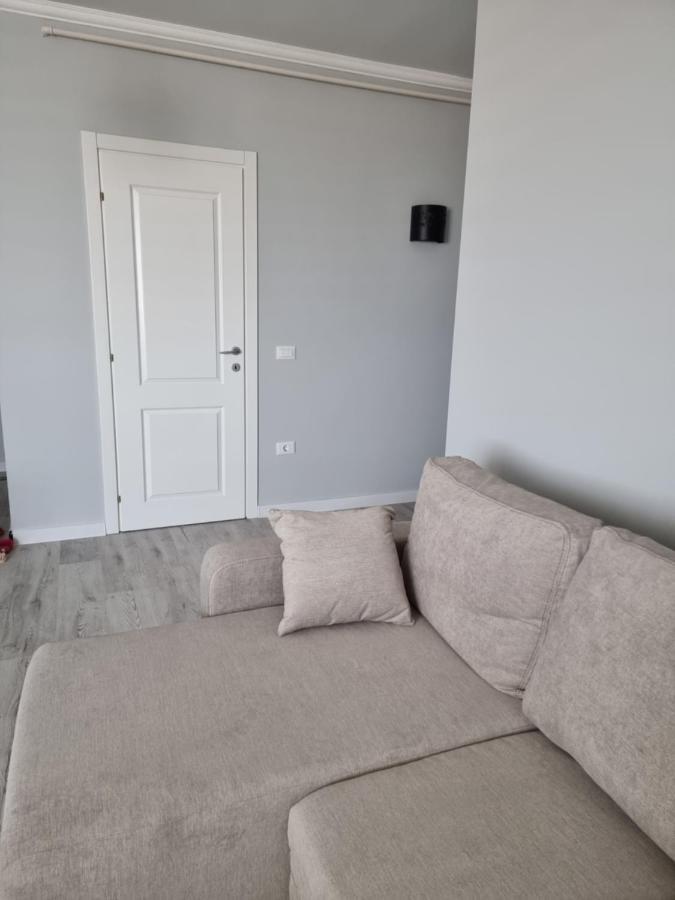 Apartament 2 Camere Eliberarii Constanţa Esterno foto