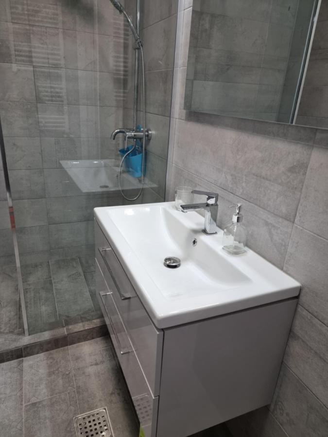 Apartament 2 Camere Eliberarii Constanţa Esterno foto